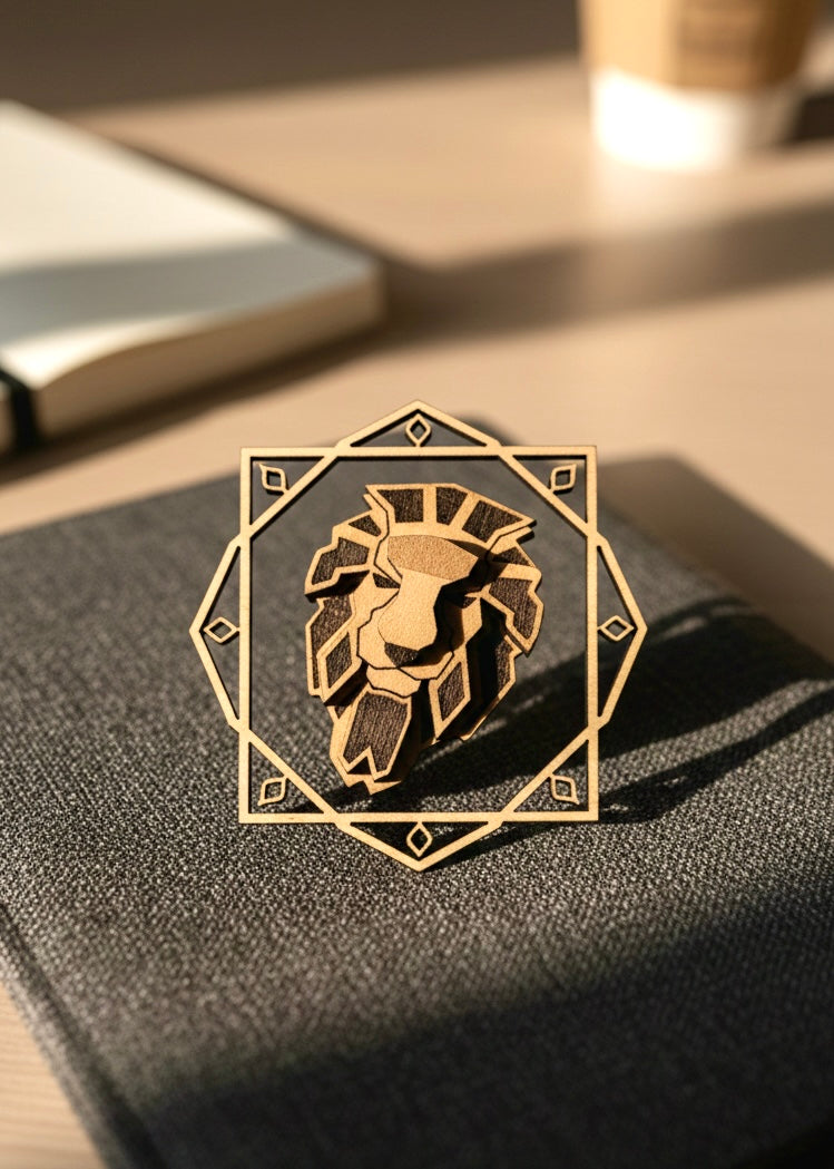 Majestic Lion Brooch - Lapel pin